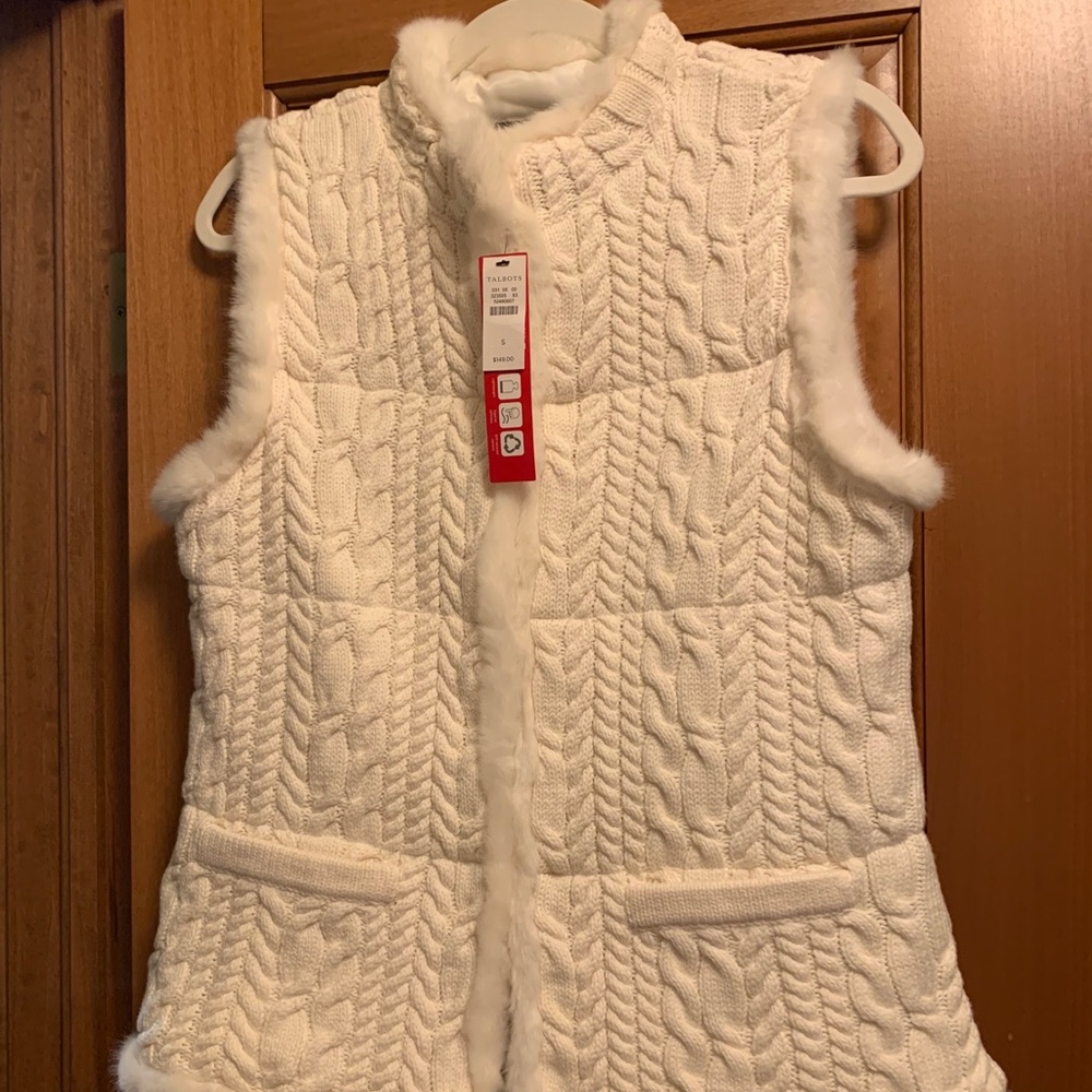 NWT Talbots sweater/fur vest. Small. Off white.